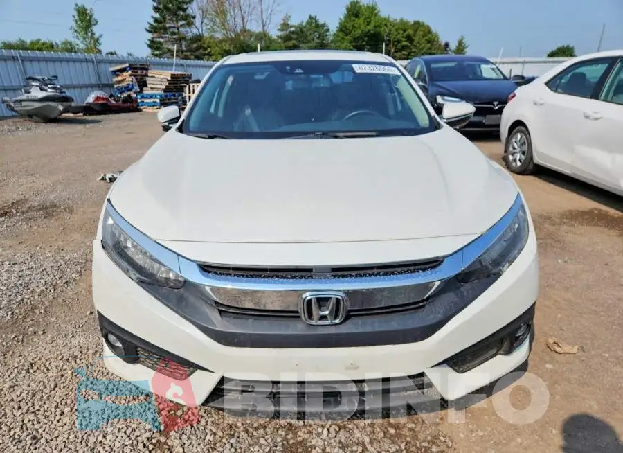 2HGFC1F92HH102857 Photo# 5