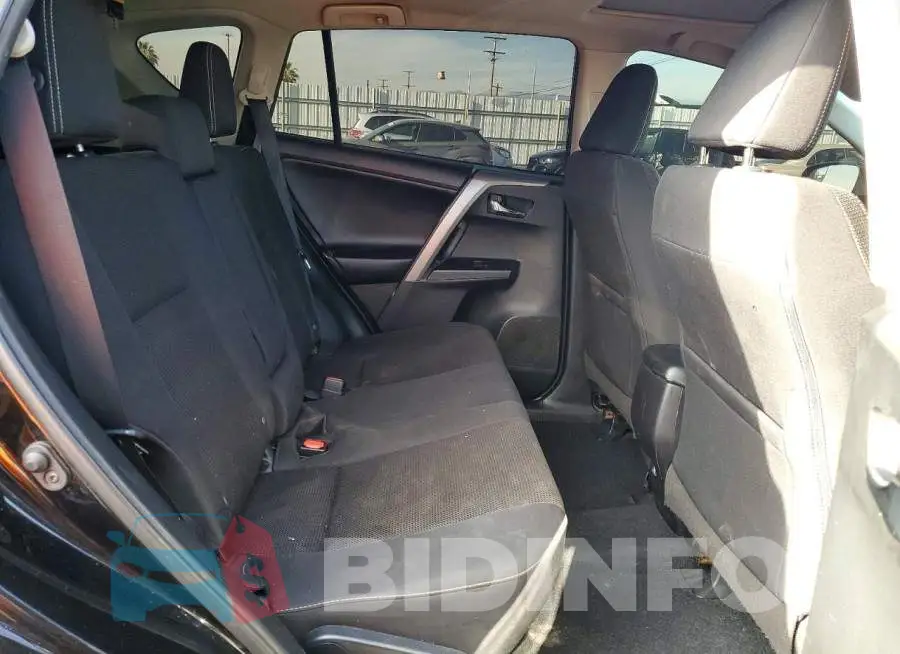 2T3RFREV6JW816416 Photo# 11