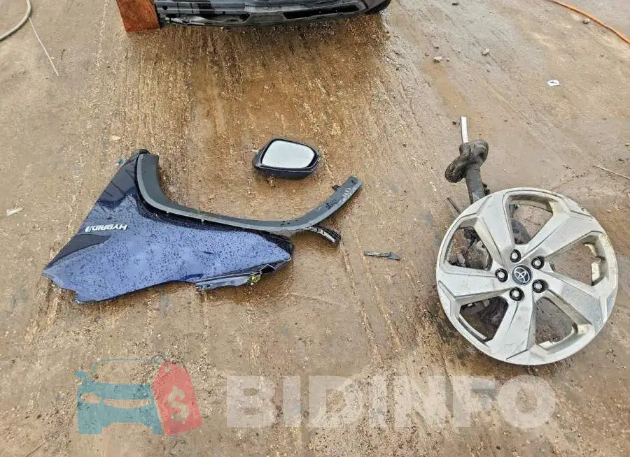 4T3B6RFV9MU014804 Photo# 13