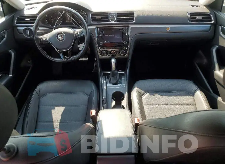 1VWDT7A36HC068756 Photo# 8