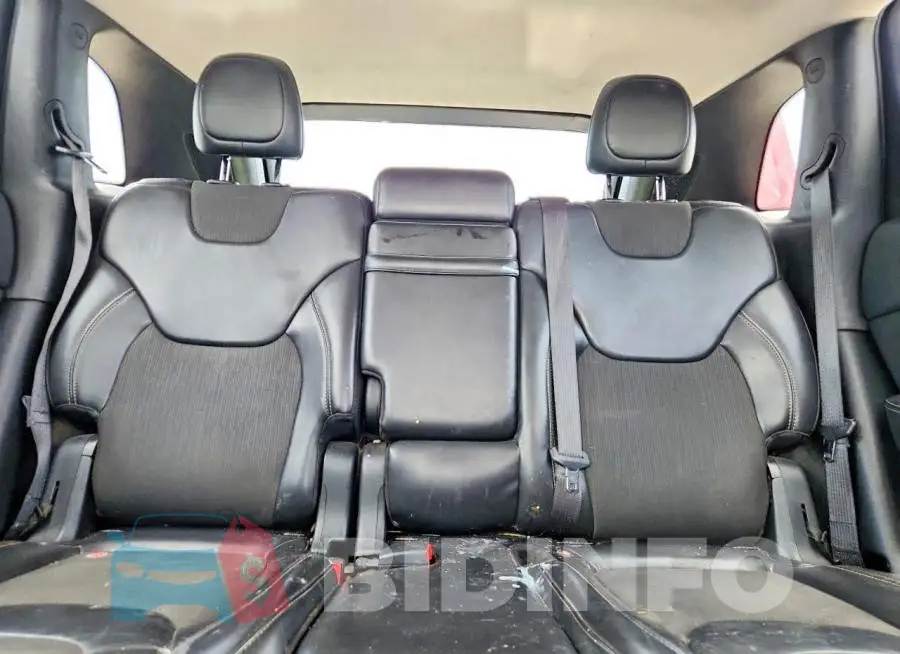 1C4PJLLB2JD510953 Photo# 10