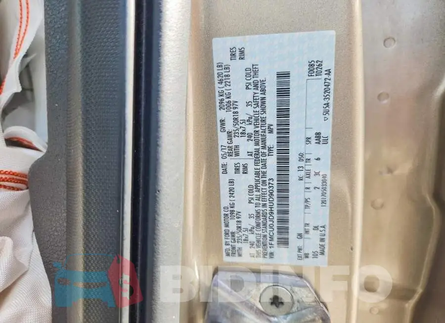 1FMCU0JD9HUD90373 Photo# 13