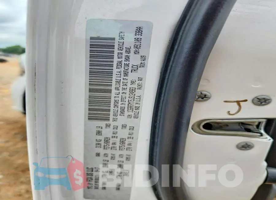 1C6RR7MT5JS124983 Photo# 12