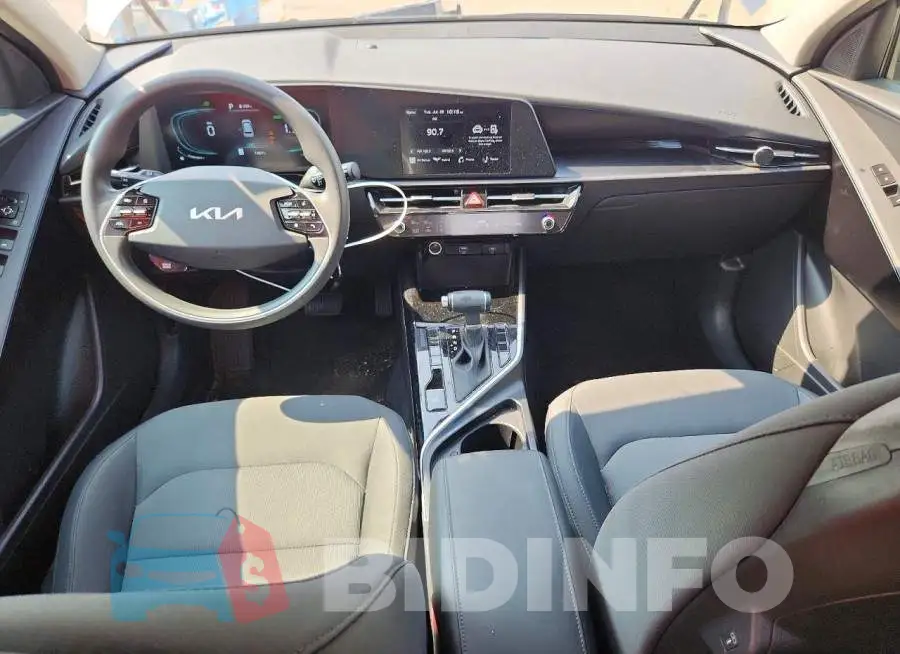 KNDCP3LEXT5332469 Photo# 8