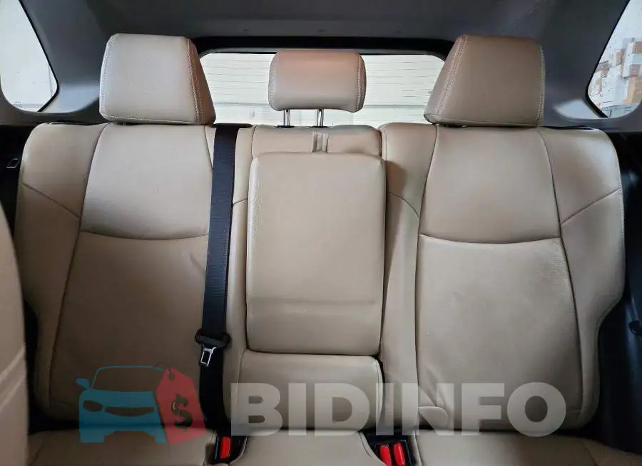 2T3R1RFV3MC212535 Photo# 10