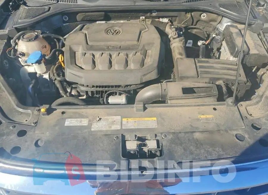 1VWMA7A31NC004531 Photo# 11