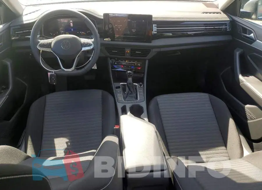 3VW5W7BU3TM031545 Photo# 8