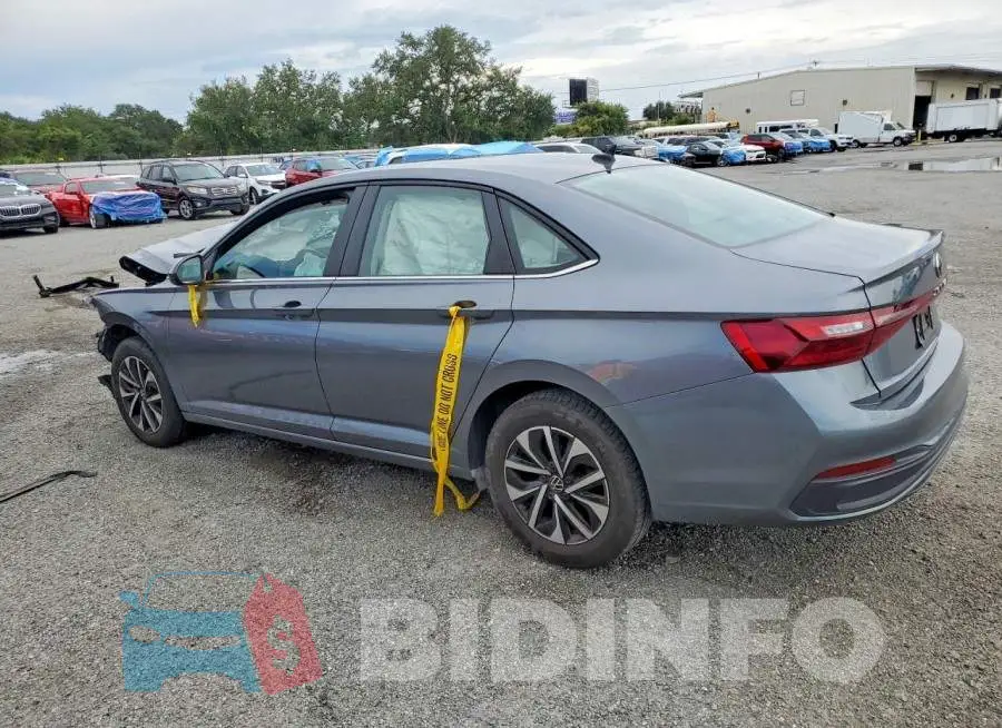 3VW5X7BU0SM028047 Photo# 2