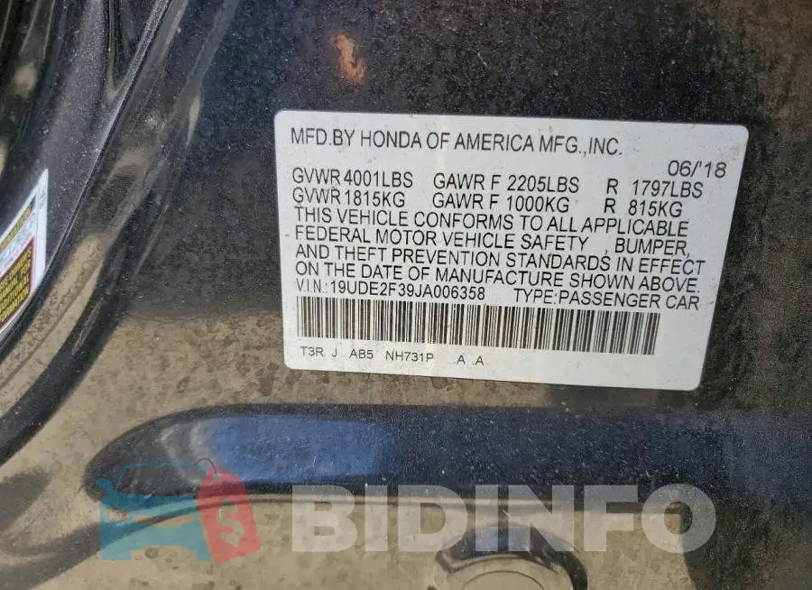 19UDE2F39JA006358 Photo# 13