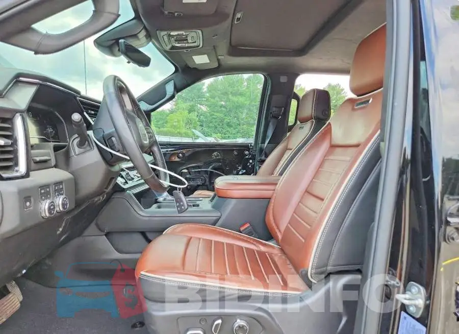 1GT4UXEY2SF207888 Photo# 7