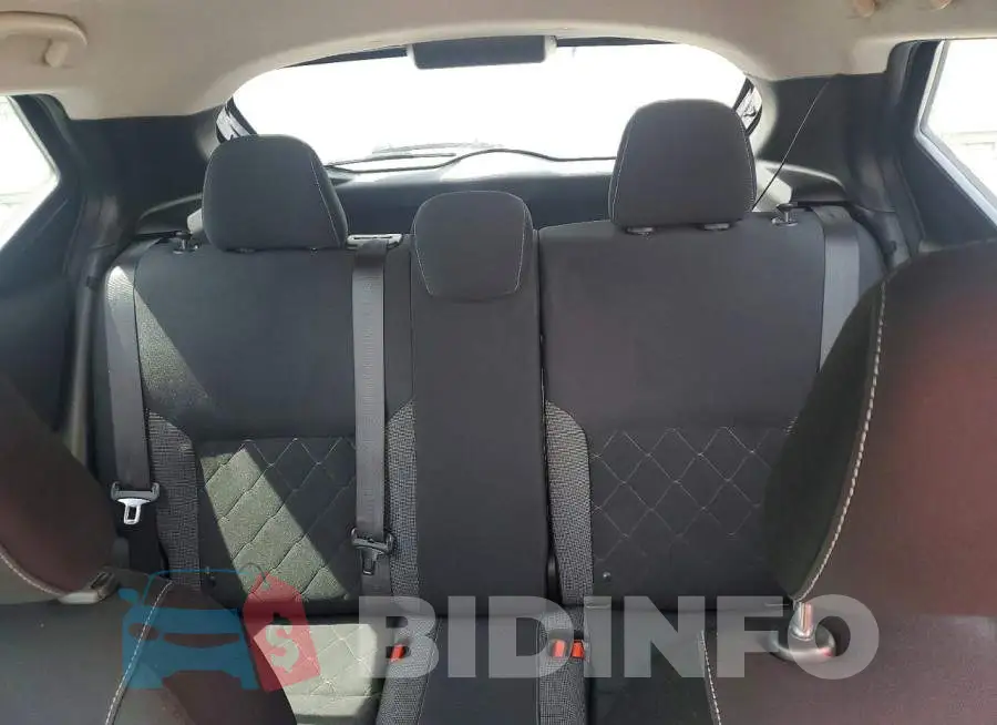3N1CP5CU5JL543002 Photo# 10