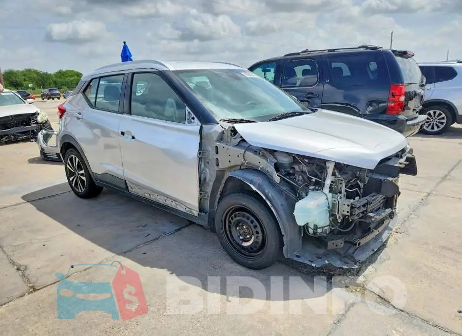 3N1CP5CV2LL520918 Photo# 4