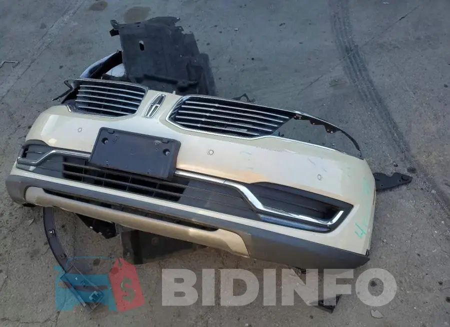 2LMPJ6LR3JBL40817 Photo# 13