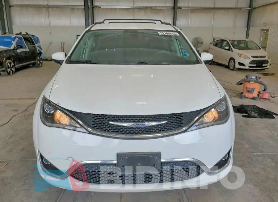2C4RC1BG5HR768380 Photo# 5