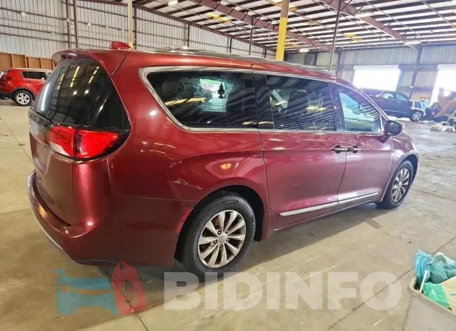 2C4RC1BG5JR120155 Photo# 3
