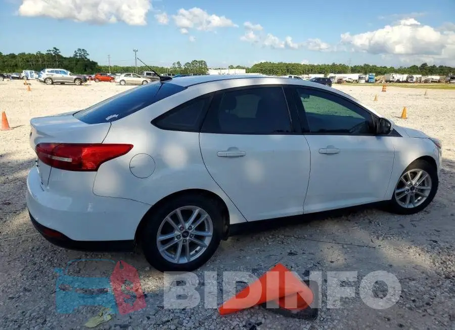 1FADP3F24JL295200 Photo# 3
