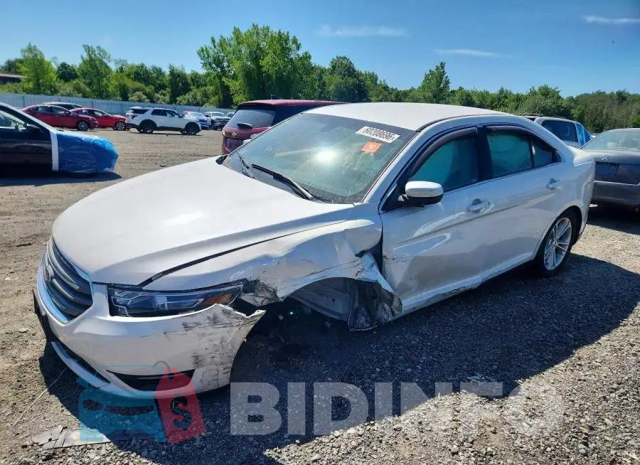 1FAHP2H86JG135244 Photo# 1
