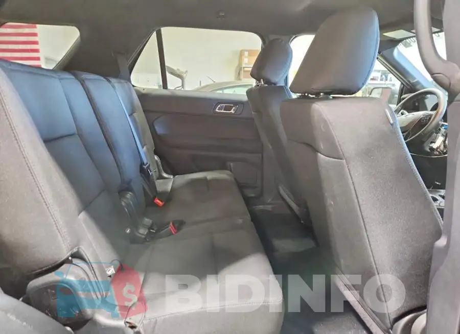 1FM5K8AR3JGB34405 Photo# 11