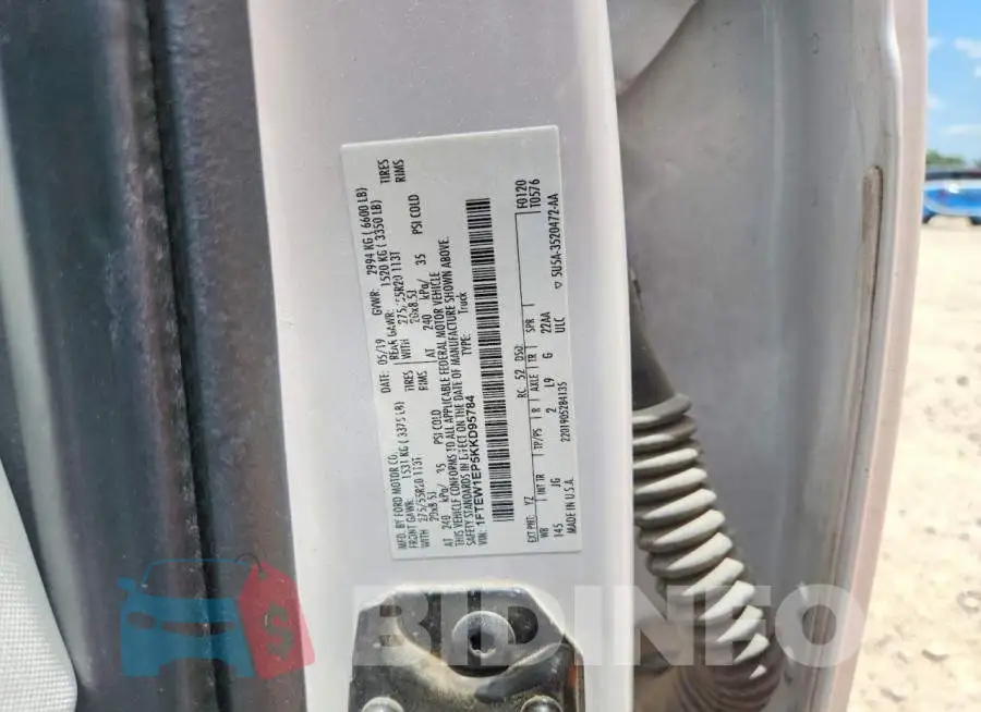 1FTEW1EP5KKD95784 Photo# 12