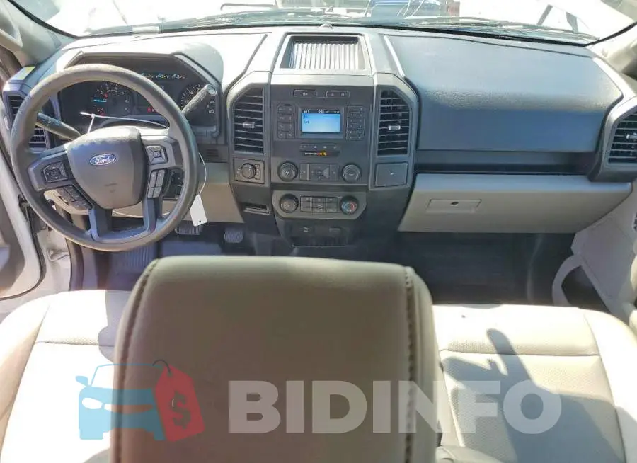1FTFX1E50KKC16194 Photo# 8