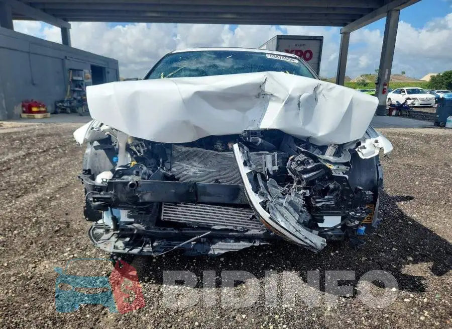 KMHLR4DF6RU808959 Photo# 5