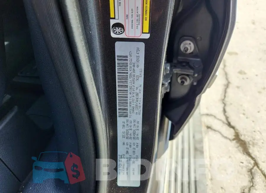 1C6SRFHT4KN618967 Photo# 12
