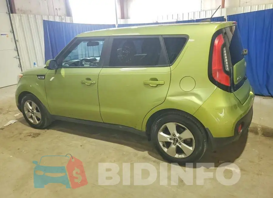 KNDJN2A26K7918752 Photo# 2