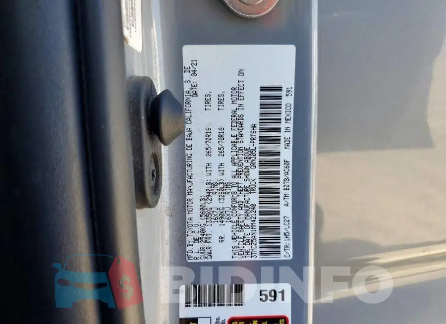 3TMCZ5AN1MM421240 Photo# 12