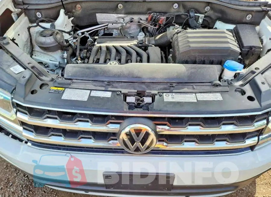 1V2MR2CA9KC602872 Photo# 12
