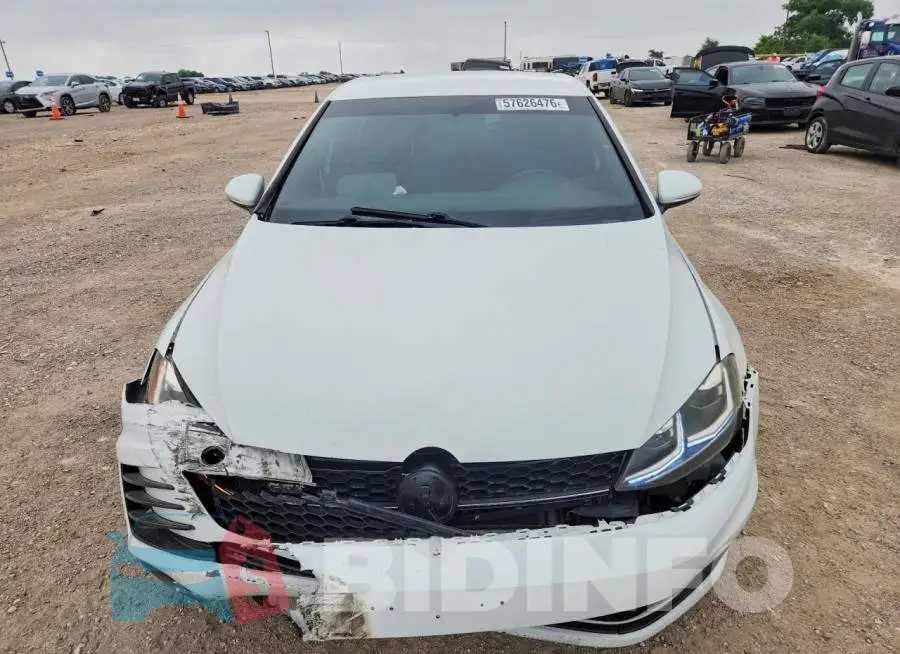 3VW4T7AU3HM031736 Photo# 5
