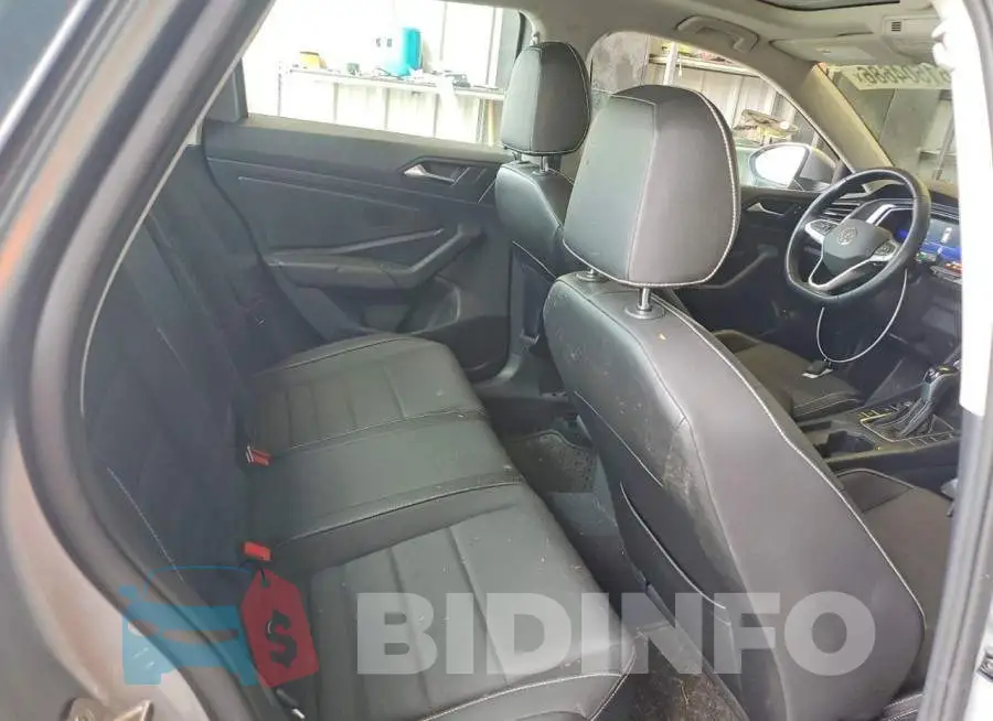 3VW7M7BU7NM004897 Photo# 10