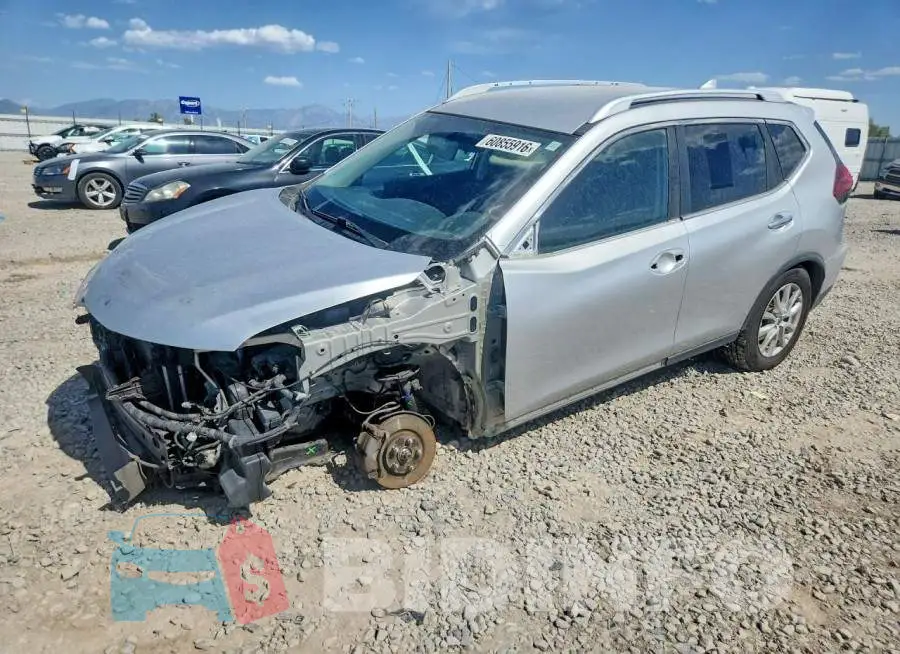 KNMAT2MV8JP530321 Photo# 1
