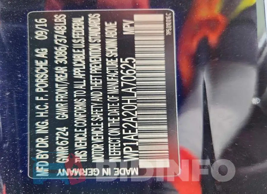 WP1AE2A20HLA70625 Photo# 12