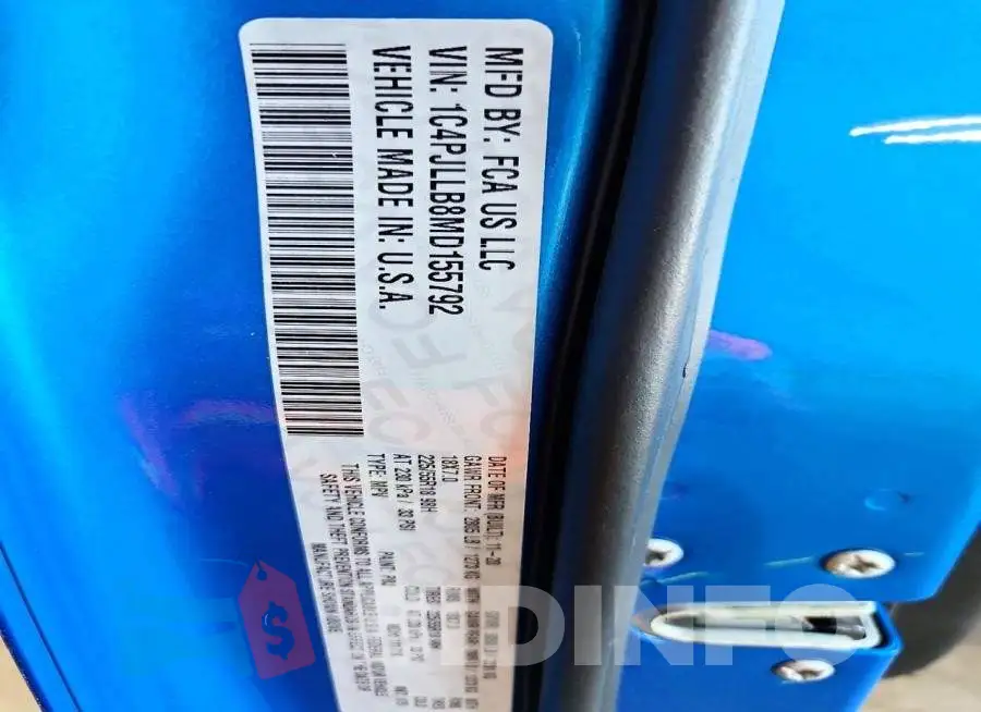 1C4PJLLB8MD155792 Photo# 13