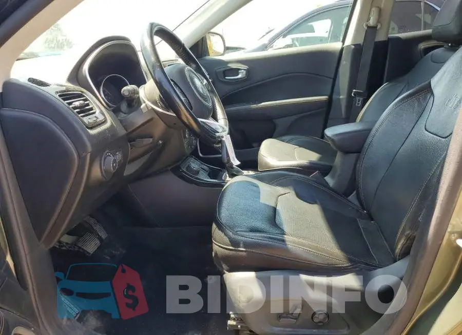 3C4NJDCB9LT159923 Photo# 7