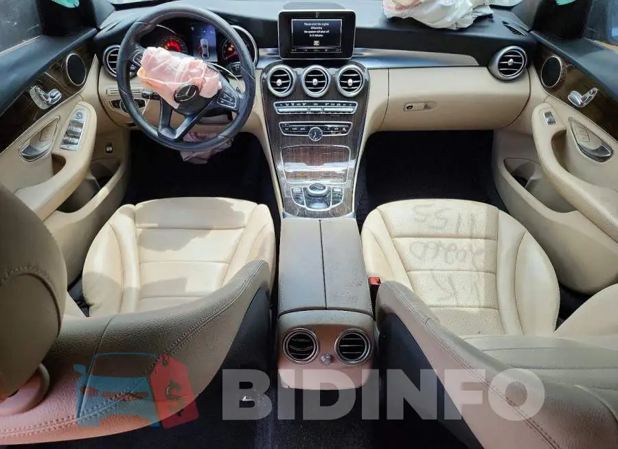 55SWF4JB9JU240701 Photo# 8