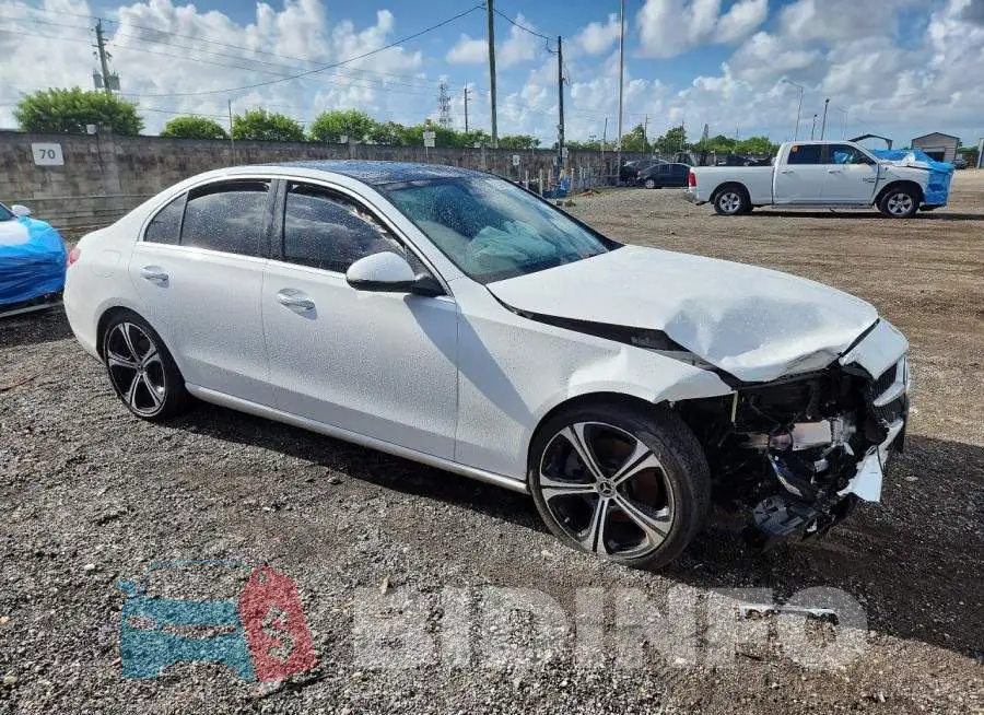 W1KAF4GB6SR252809 Photo# 4