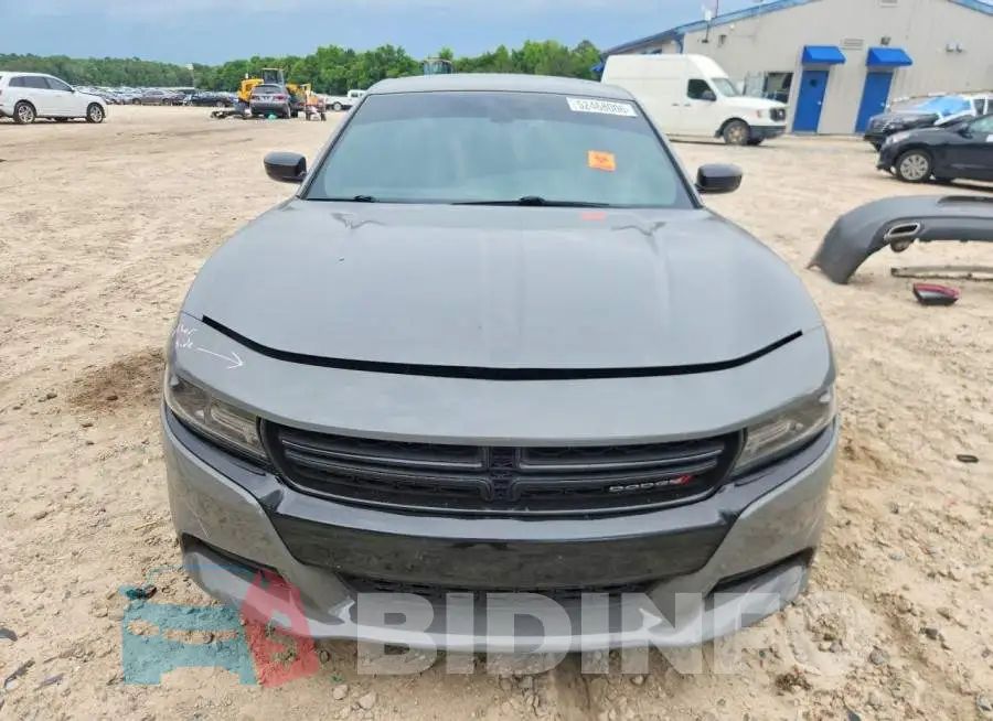 2C3CDXBG8KH580105 Photo# 5