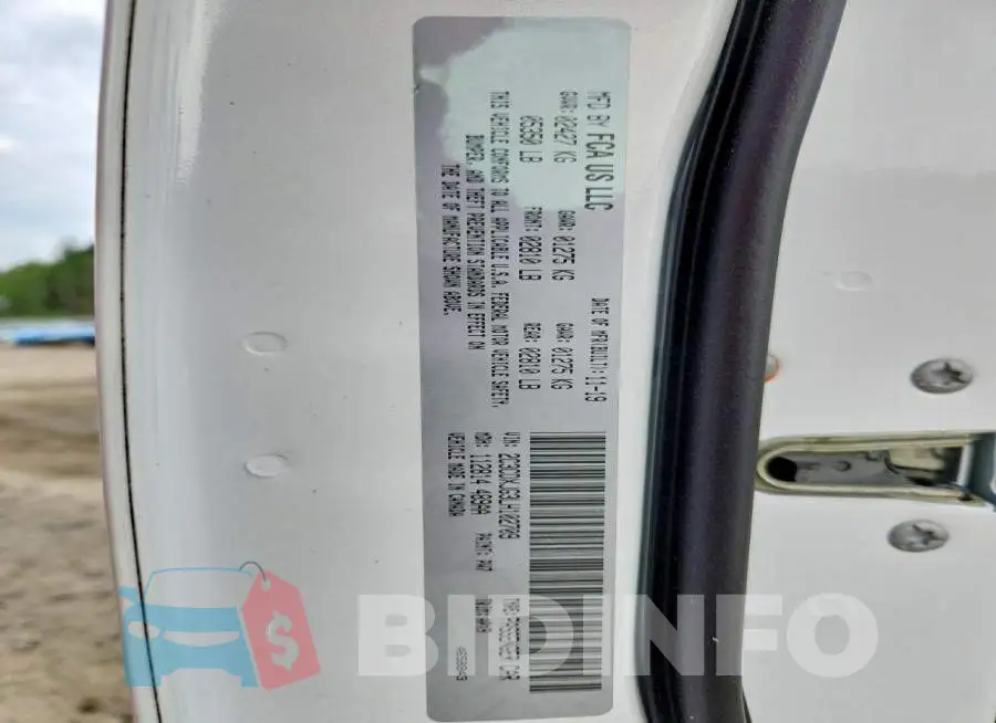 2C3CDXJG3LH102709 Photo# 13