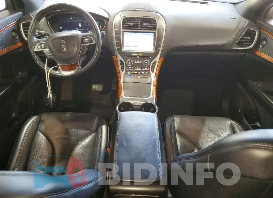 2LMPJ8L99KBL50507 Photo# 8