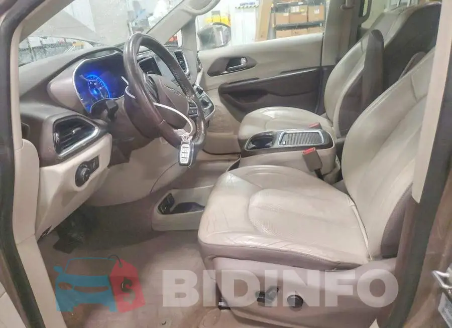 2C4RC1EG8HR669659 Photo# 7