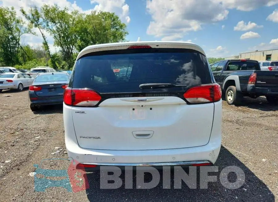 2C4RC1FG1LR121719 Photo# 6