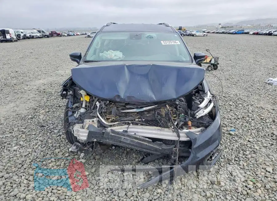 2C4RC1L70MR581119 Photo# 5