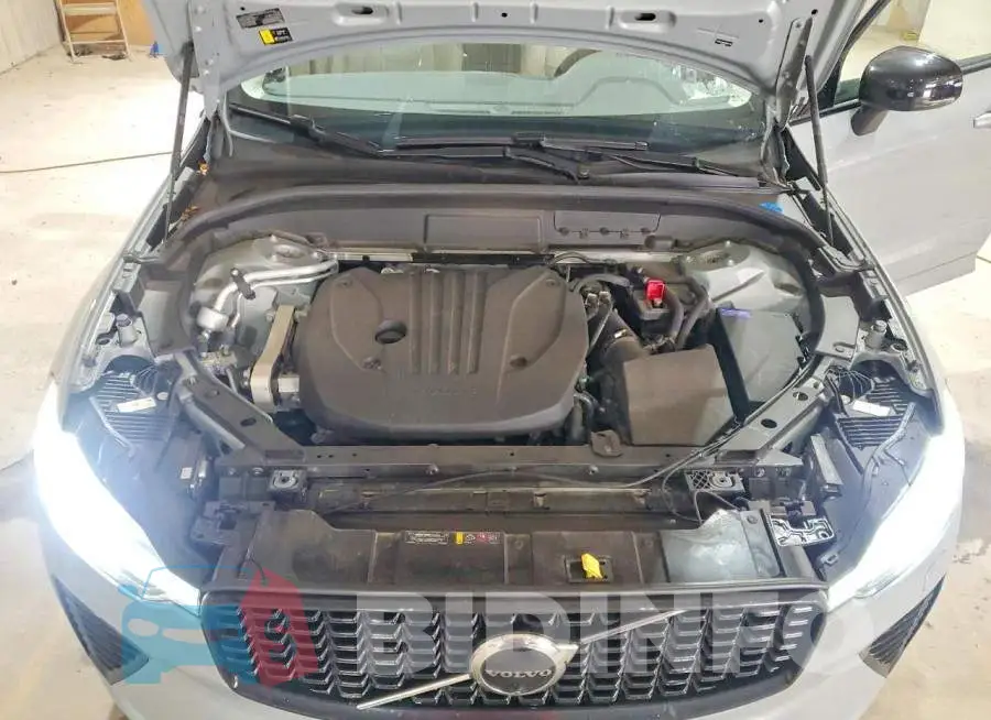 YV4M12RC6S1051410 Photo# 12