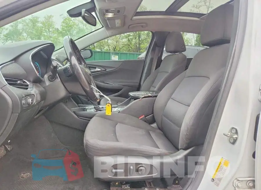 1G1ZD5ST0JF156241 Photo# 7