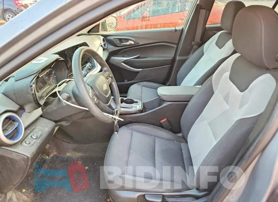 KL77LFE28RC160204 Photo# 7
