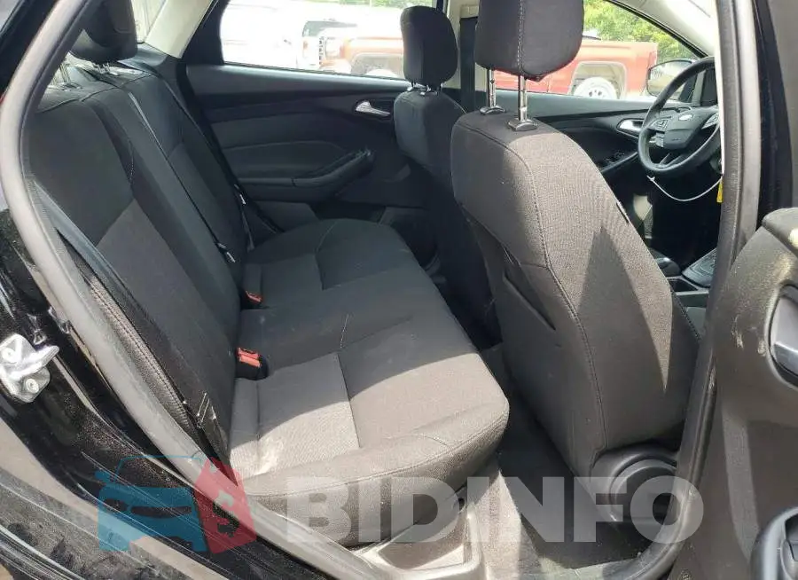 1FADP3F29JL328255 Photo# 10