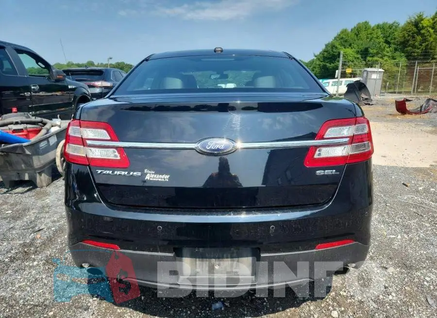 1FAHP2E85JG122747 Photo# 6