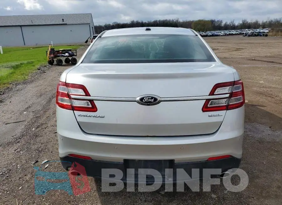 1FAHP2E86JG112227 Photo# 6