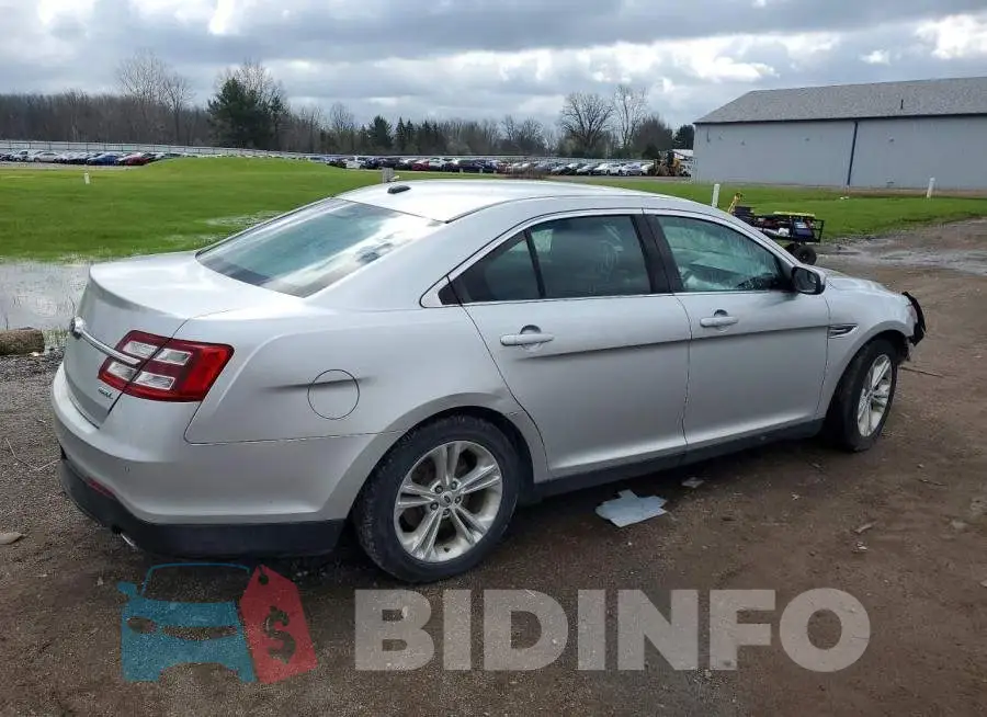 1FAHP2E86JG112227 Photo# 3